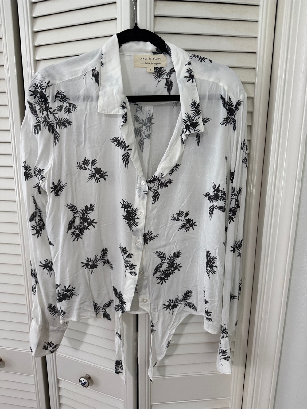 cloth & stone White Button-Down Shirt with Black Floral Print
